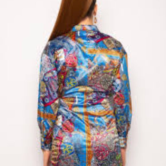 Akira Button Up Mini Dress Satin with a print pattern long sleeve size Medium - Picture 3 of 8
